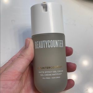 Countercontrol Beautycounter Matte Effect Gel!